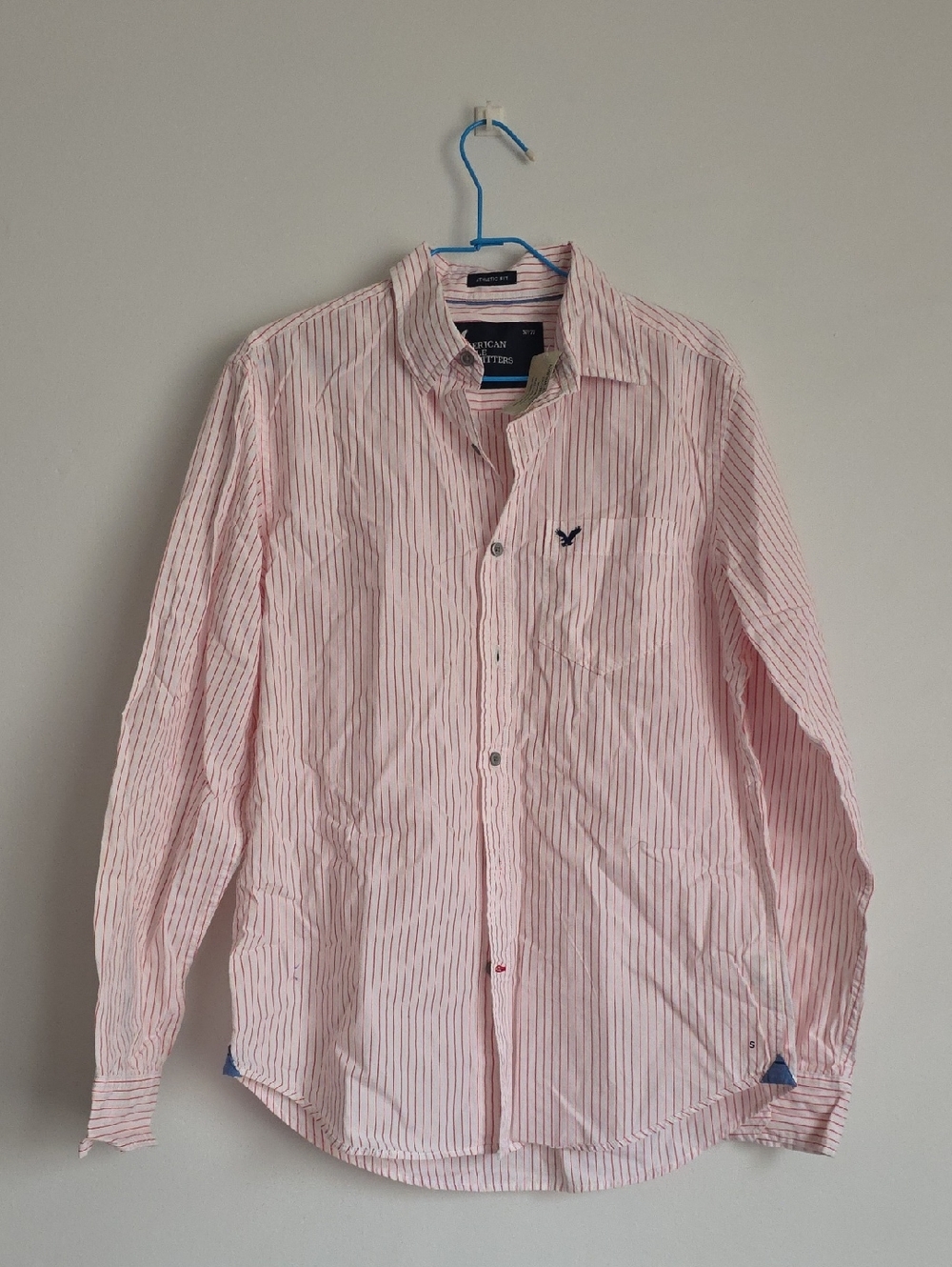 NWT American Eagle Outfitters Men’s Pink Stripe Button-Up Shirt Small